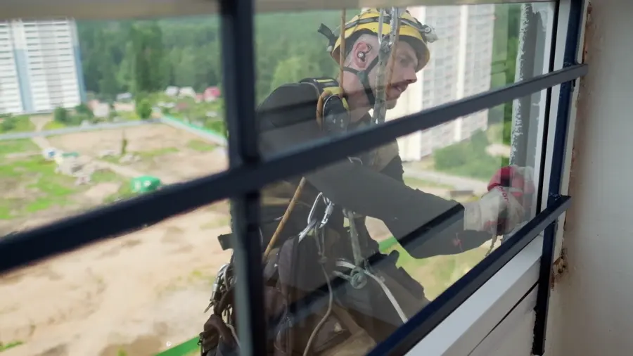 Locks doors and windows repair installation — the kind of handyman work our vetted local pros handle in Sarasota, FL